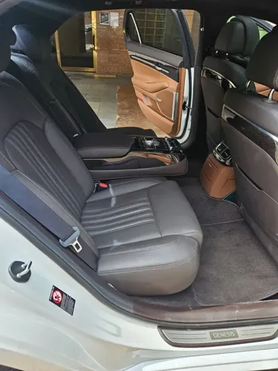 Genesis G90 2020, 98000 км, за 18071.89 USD - фото 12