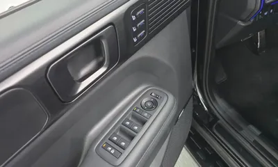 Hyundai Santafe 2025, 7029 км, за 27355.06 USD - фото 28