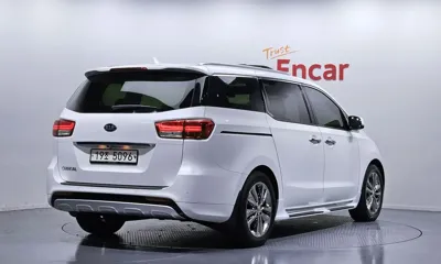 Kia Canival 2018, 126451 км, за 9124.33 USD