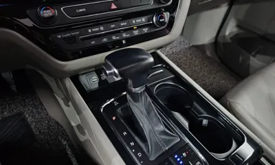 Kia Canival 2018, 126451 км, за 9124.33 USD - фото 9