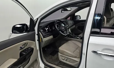 Kia Canival 2018, 126451 км, за 9124.33 USD - фото 10