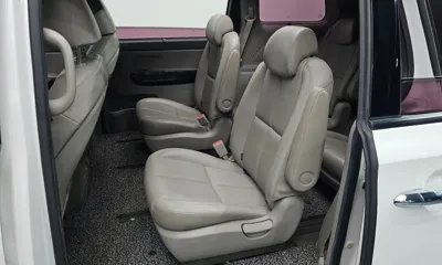Kia Canival 2018, 126451 км, за 9124.33 USD - фото 11
