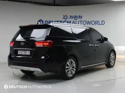 Kia Canival 2018, 115132 км, за 7548.9 USD