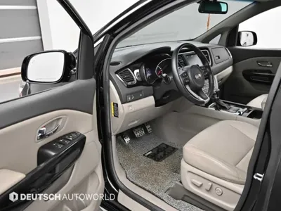 Kia Canival 2018, 115132 км, за 7548.9 USD - фото 11