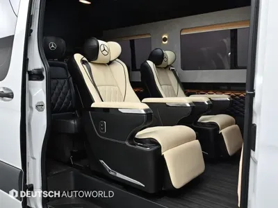 Mercedes-Benz Sprinter 2019, 53300 км, за 40065.17 USD - фото 12