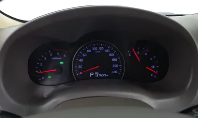 Kia Canival 2012, 137699 км, за 2847.68 USD - фото 8