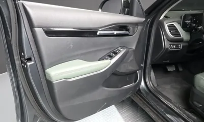 Kia Seltos 2023, 5946 км, за 17133.56 USD - фото 24