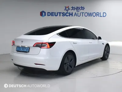 Tesla Model 3 2020, 101952 км, за 14236.49 USD