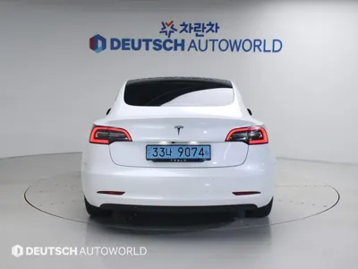 Tesla Model 3 2020, 101952 км, за 14236.49 USD