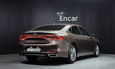 Hyundai Grandeur 2019, 96919 км, за 9189.43 USD