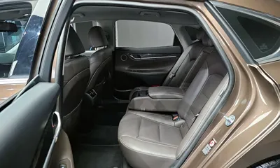 Hyundai Grandeur 2019, 96919 км, за 9189.43 USD - фото 12