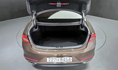 Hyundai Grandeur 2019, 96919 км, за 9189.43 USD - фото 20