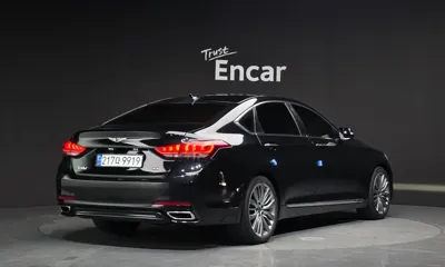 Hyundai Genesis 2016, 208742 км, за 6144.7 USD