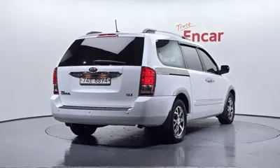 Kia Canival 2014, 138962 км, за 3218.6 USD