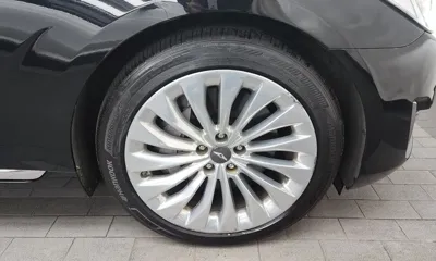 Genesis EQ900 2016, 175293 км, за 9859.25 USD