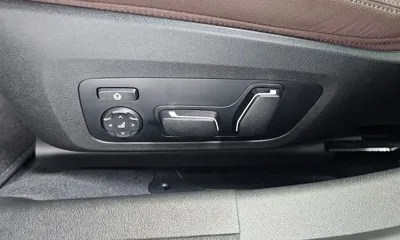 BMW 3-Series 2025, 28237 км, за 47110.64 USD - фото 31