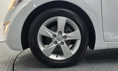 Hyundai Avante 2012, 104688 км, за 3249.33 USD