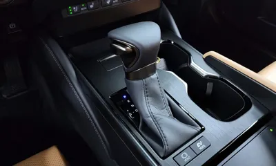Lexus ES 2026, 9190 км, за 39589.14 USD - фото 9