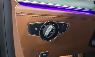 Mercedes-Benz AMG GT 2021, 125899 км, за 53826.97 USD - фото 28