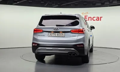 Hyundai Santafe 2019, 124216 км, за 9309.45 USD
