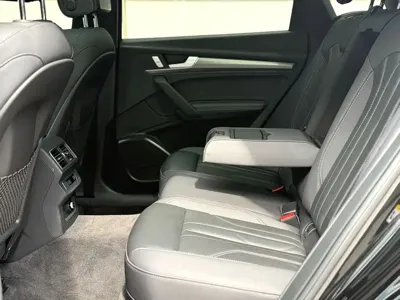 Audi Q5L 2023, 30000 км, за 26816.83 USD