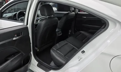 Hyundai Avante 2016, 81983 км, за 5209.35 USD - фото 12