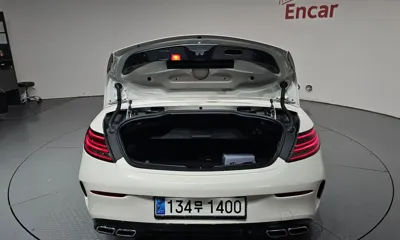 Mercedes-Benz C-Class 2017, 102182 км, за 30407.21 USD - фото 20