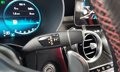 Mercedes-Benz GLC-Class 2021, 82821 км, за 34090.9 USD - фото 9