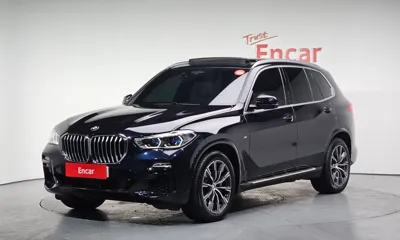 BMW X5 · 2021 год