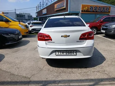 ChevroletGMDaewoo Cruze 2015, 96968 км, за 2560.06 USD