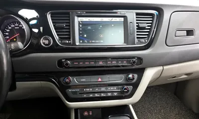 Kia Canival 2018, 141171 км, за 9184.01 USD - фото 15