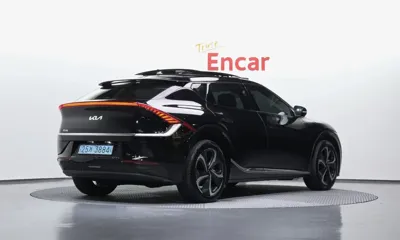 Kia EV6 2022, 64531 км, за 23337.44 USD - фото 2