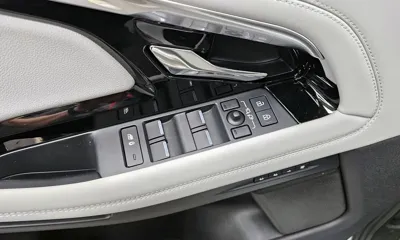Land Rover Range Rover Evoque 2023, 30616 км, за 29599.3 USD - фото 33