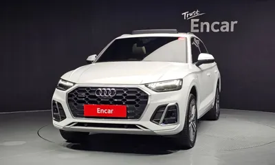 Audi Q5 2023, 31696 км, за 32033.61 USD