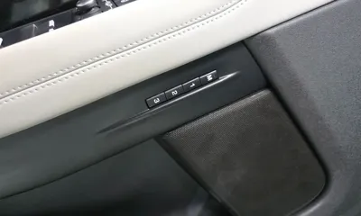 Land Rover Range Rover Evoque 2020, 86662 км, за 17847.71 USD - фото 36