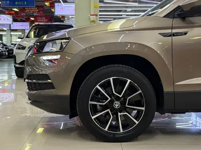 Skoda Karoq 2021, 49000 км, за 10741.27 USD - фото 6