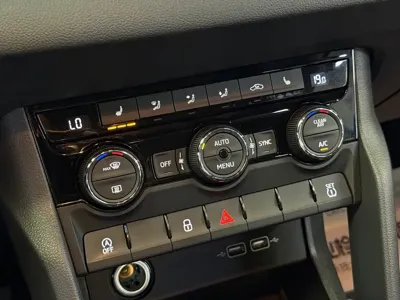 Skoda Karoq 2021, 49000 км, за 10741.27 USD - фото 14