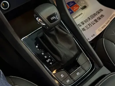 Skoda Karoq 2021, 49000 км, за 10741.27 USD - фото 15