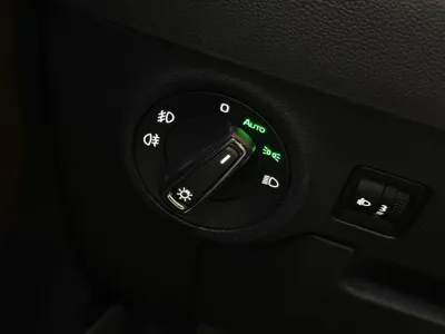 Skoda Karoq 2021, 49000 км, за 10741.27 USD - фото 18