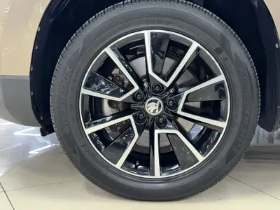 Skoda Karoq 2021, 49000 км, за 10741.27 USD - фото 20