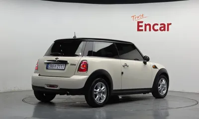 MINI Cooper 2013, 88412 км, за 3382.78 USD