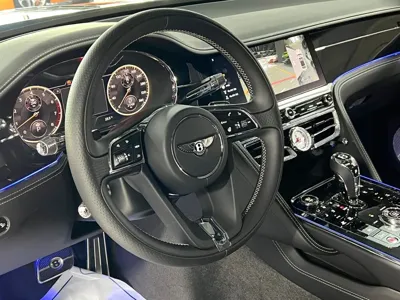 Bentley Flying Spur 2020, 21705 км, за 163557.48 USD - фото 8