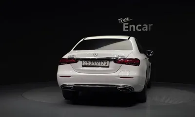Mercedes-Benz E-Class 2023, 108665 км, за 21777.28 USD
