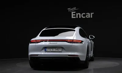 Porsche Panamera 2023, 3430 км, за 84508.84 USD