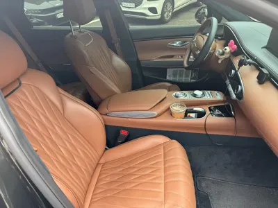 Genesis GV70 2024, 27000 км, за 20257.48 USD - фото 6