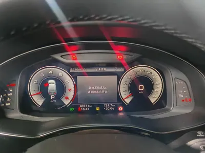 Audi Q7 2023, 40000 км, за 58397.16 USD - фото 8