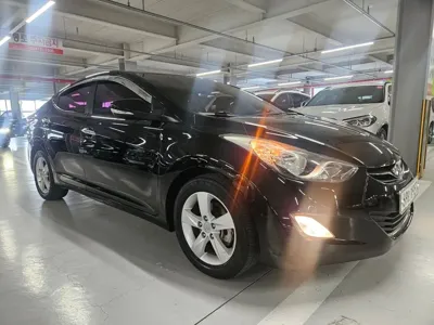 Hyundai Avante · 2014 год