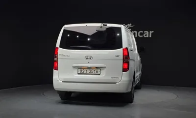 Hyundai Starex 2015, 198196 км, за 3875.46 USD
