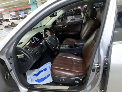 Hyundai Equus 2012, 200909 км, за 2430.37 USD - фото 9