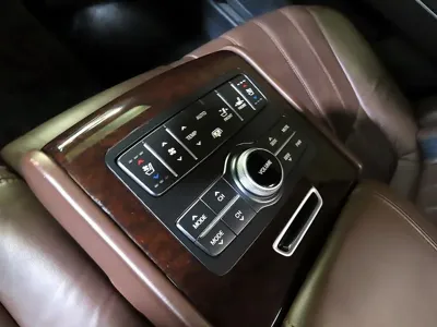 Hyundai Equus 2012, 200909 км, за 2430.37 USD - фото 16